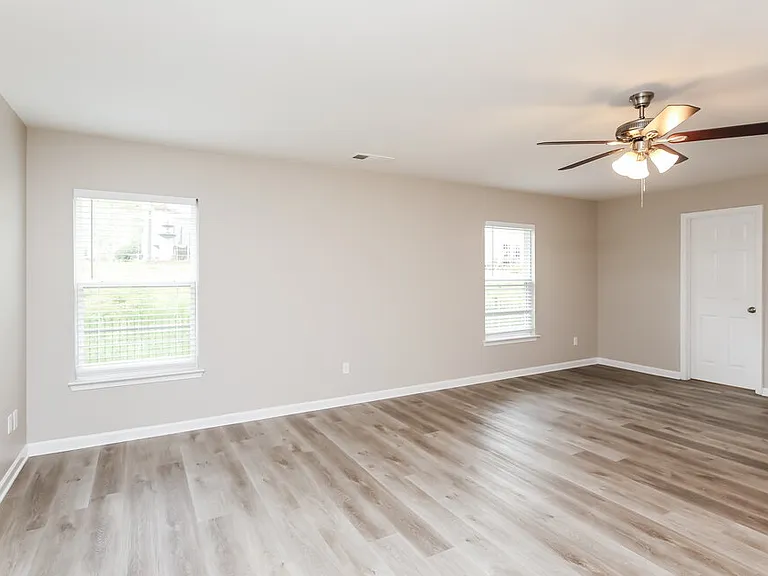 315 Yellow Iris Rd — Photo 5