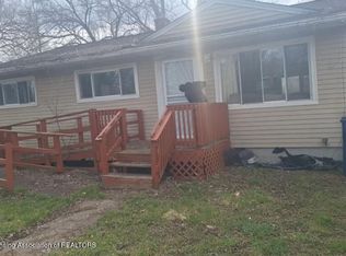 7021 Cecil Dr, Flint, MI 48505