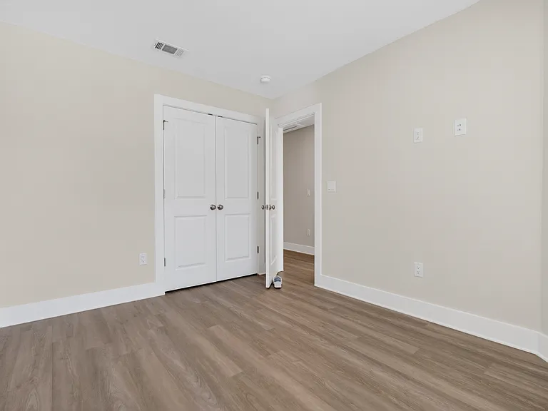 302 Cyan Ln — Photo 13