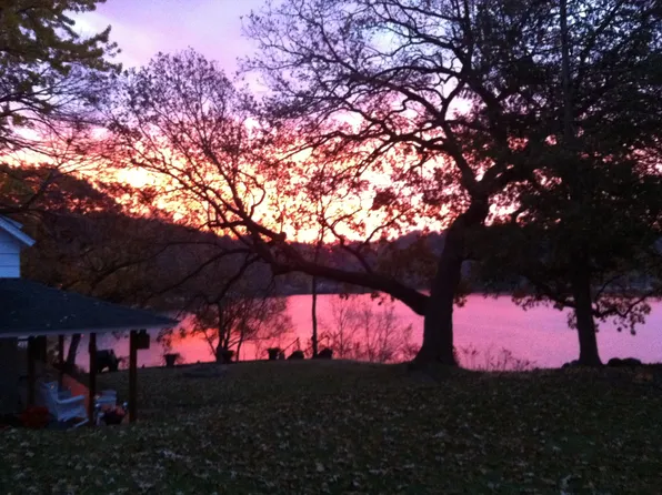 20575 Radisson Rd, Shorewood, MN 55331