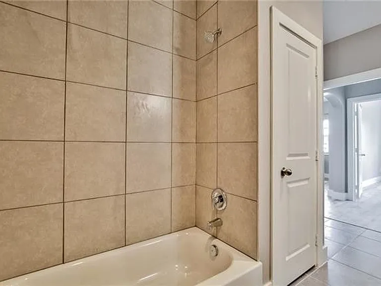 13601 Pinnacle Cir W — Photo 26