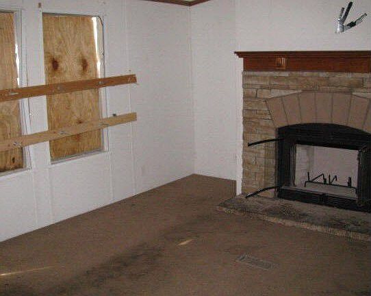 5th image of 220 Clearmont Dr