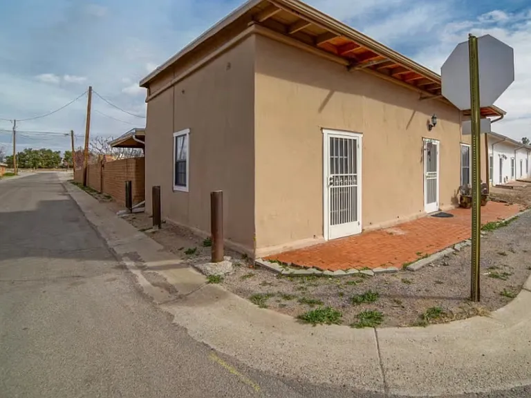2615 Calle De Guadalupe — Photo 3