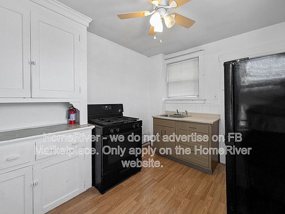 4th image of 389 Gross St APT 2