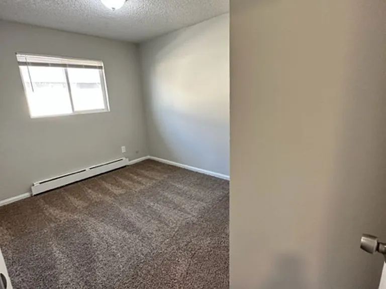 340 Gahart Drive — Photo 13