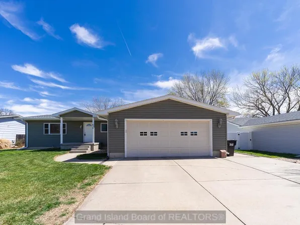 616 N 4th Ave, Hastings, NE 68901