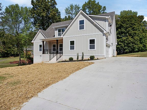 2nd image of 4855 Tuckaway Ct