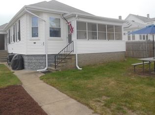 97 Stevens St, Fall River, MA 02721
