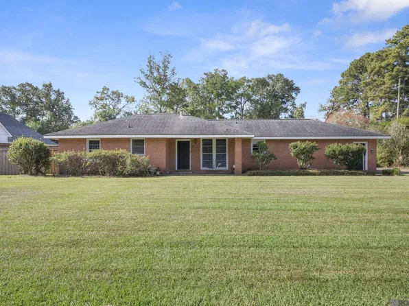 8924 Gail Dr, Baton Rouge, LA 70809