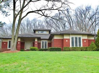 1369 Rocky Creek Ct, Belleville, IL 62220