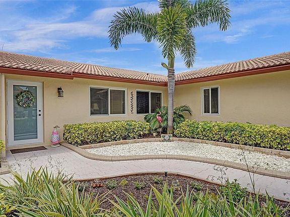 3rd image of 8553 NW 8th Court