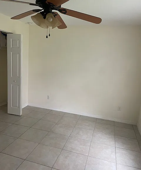 3215 Travelers Palm Dr — Photo 10