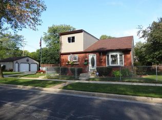 7900 W Custer Ave, Milwaukee, WI 53218