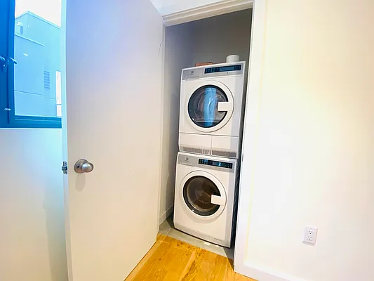 Rented by null | media 54