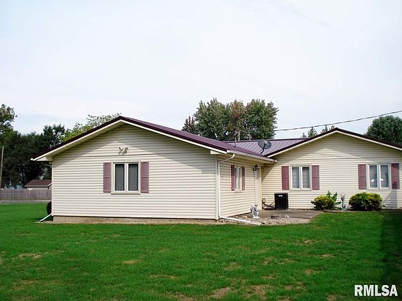 4th image of 1028 Huber Ave