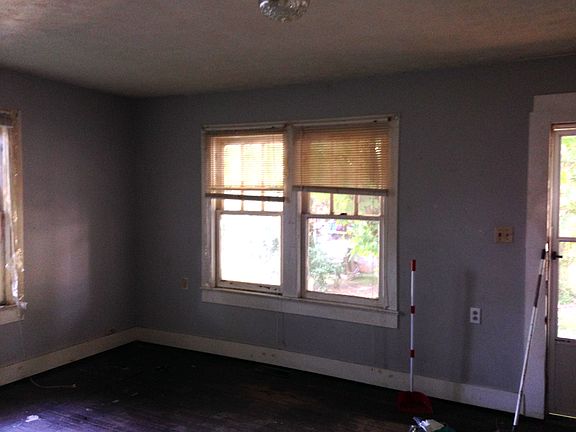 5th image of 1609 Bradford St