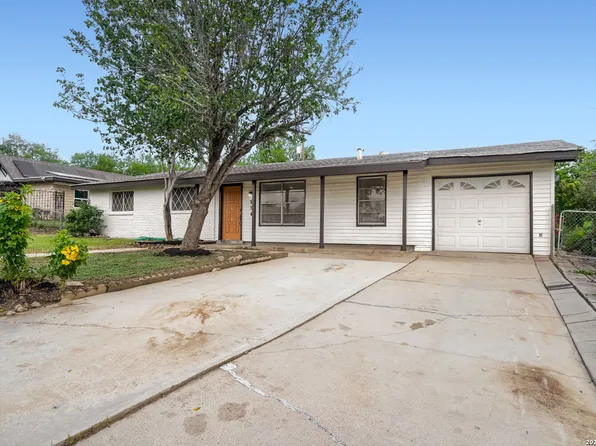 154 MOUNTAIN VALLEY ST, San Antonio, TX 78227