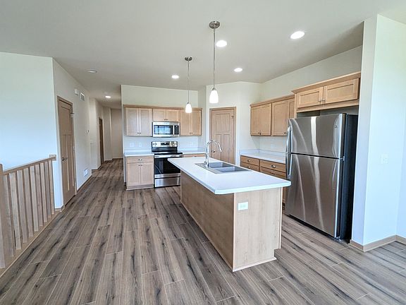 4th image of 4817 Suelo Rd