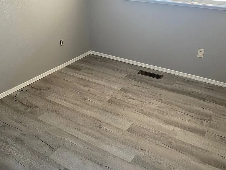 203 Gordon Ln — Photo 12