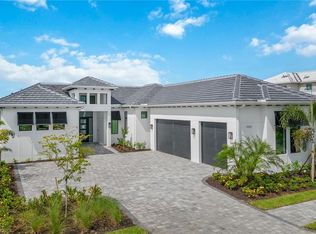 9905 Montiano Dr, Naples, FL 34113