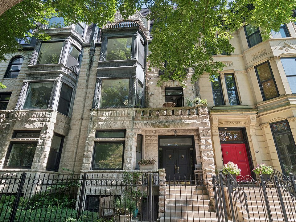 1st image of 1329 N Dearborn St APT 3