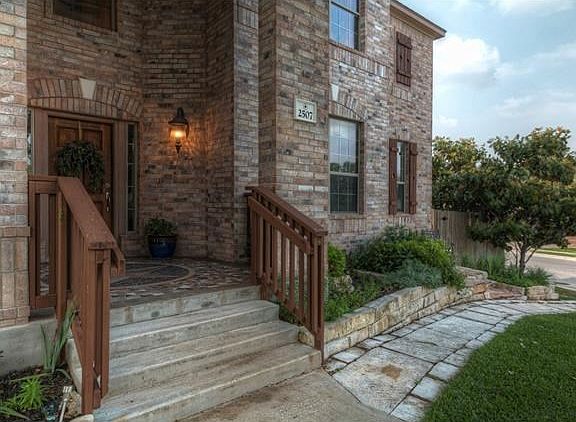 5th image of 2507 McKendrick Dr
