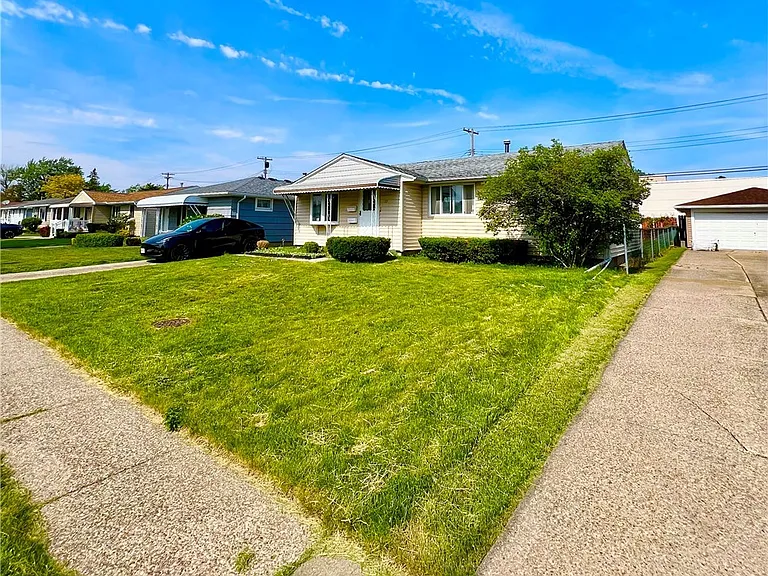 53 Winkler Dr — Photo 2