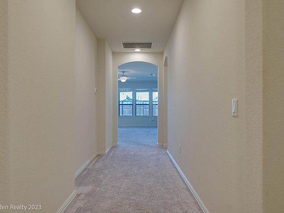 5th image of 11182 Ortega St