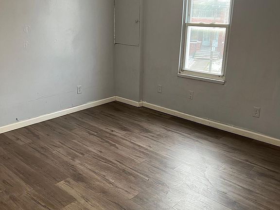 2nd image of 2377 Elyria Ave