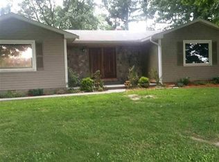 2212 Bethel New Hope Rd, Bethel, OH 45106