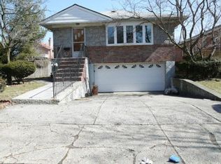 3567 167th St, Flushing, NY 11358