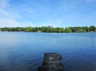 W347N5250 Elm Ave, Okauchee, WI 53069