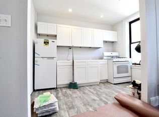 1819 Summerfield St #4TOP, Ridgewood, NY 11385