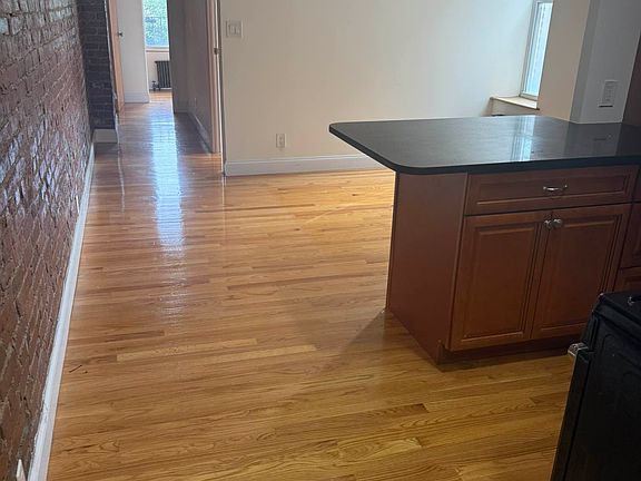 3rd image of 71 Driggs Ave APT 3R