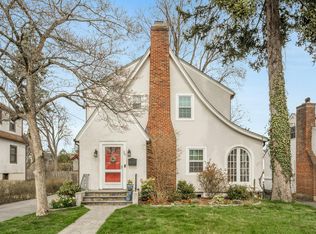 20 Benedict Ave, White Plains, NY 10603
