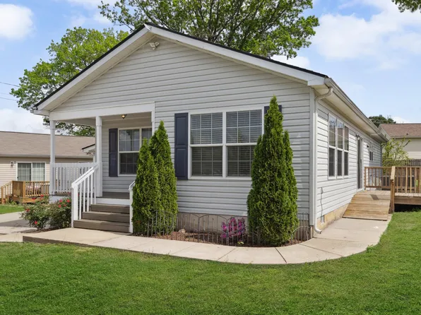 2121 Beachfront Ave, Antioch, TN 37013