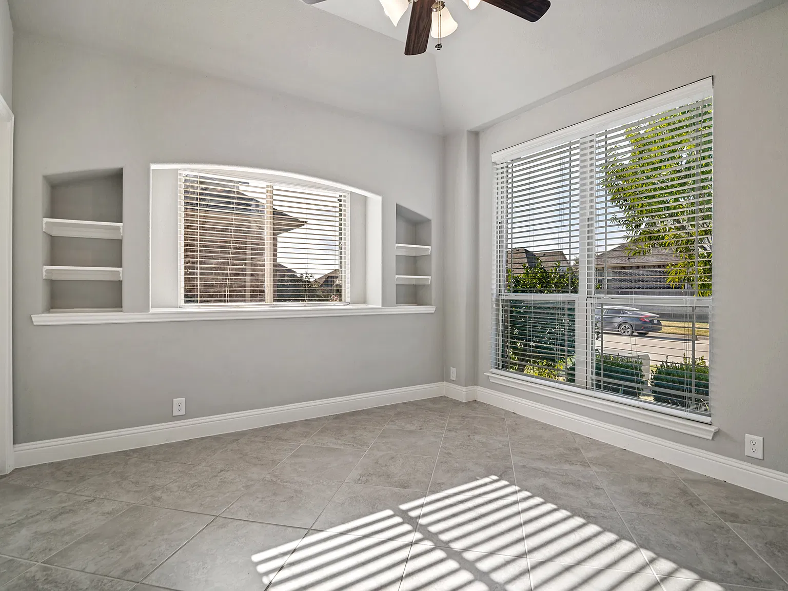 5 bed, 3116 sqft, $3,000 — Photo 4