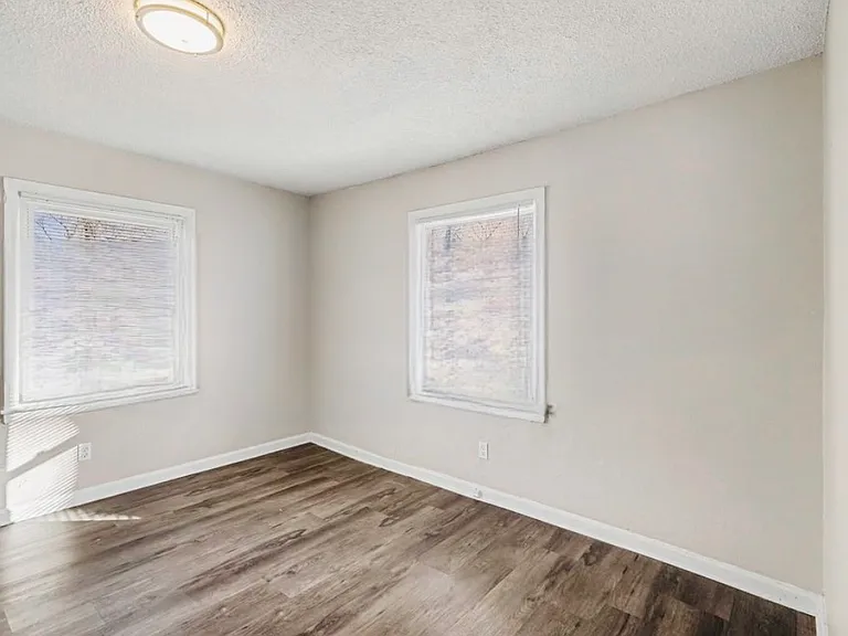 6220 Agnes Ave — Photo 11