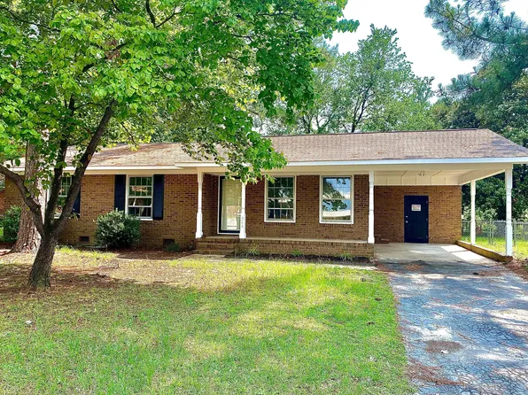 6039 McDougal Dr, Fayetteville, NC 28304