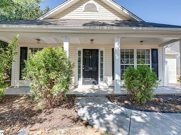 4th image of 701 Highcrest Dr