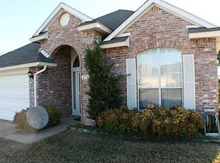 2733 Clovermeadow Dr, Fort Worth, TX 76123