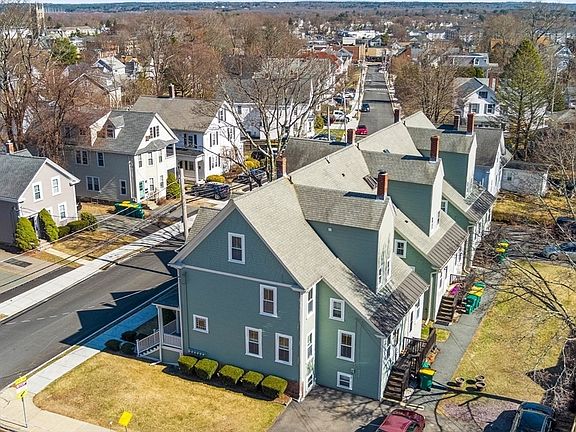 3rd image of 142 Vernon St #142