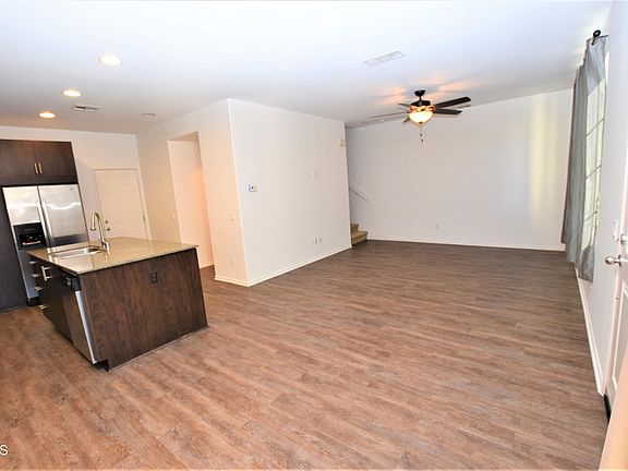 4th image of 305 American River Ct