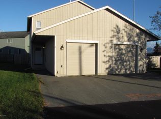 9135 Lakehurst Dr #2, Anchorage, AK 99502
