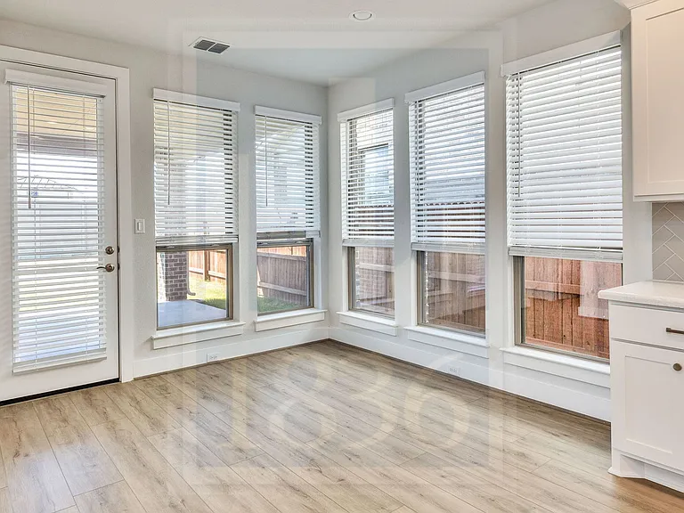 129 Shadduck Way — Photo 12