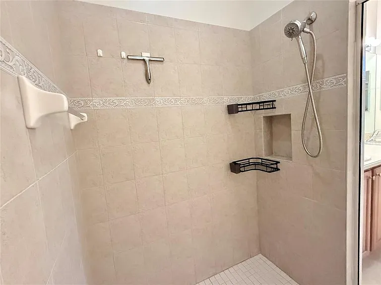 11479 52nd Ct E — Photo 17