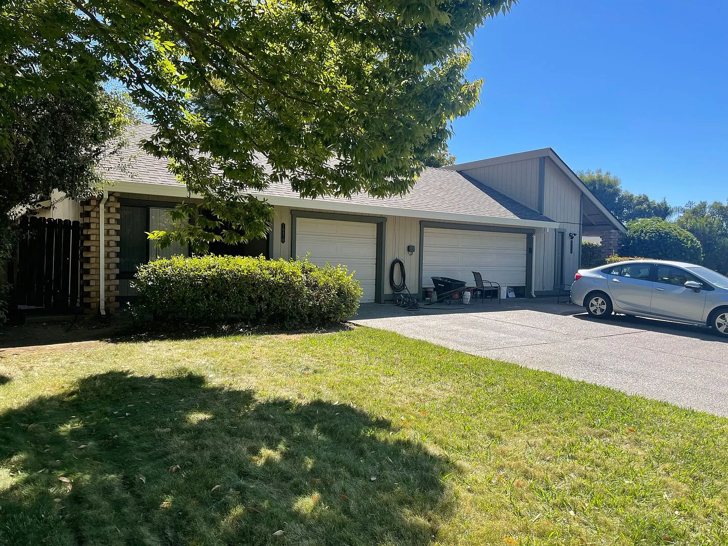 10968-10970 Hirschfeld Way #10968 photo 1