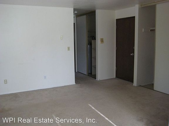5th image of 3301 NE 123rd St APT 201