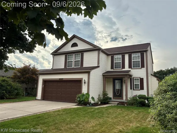 1645 Marshbank Dr, Pontiac, MI 48340