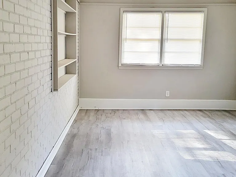 6711 Sunny Brook Ln — Photo 8